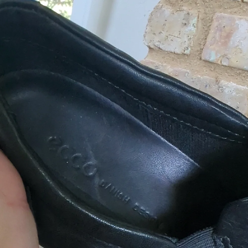 ECCO I  Black Soft 7 Leather Woven Slip-On Sneaker Loafers, 5/36 - Picture 11 of 16